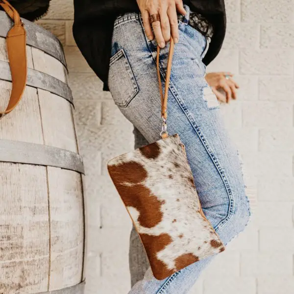 Clutch Cowhide Extra Large