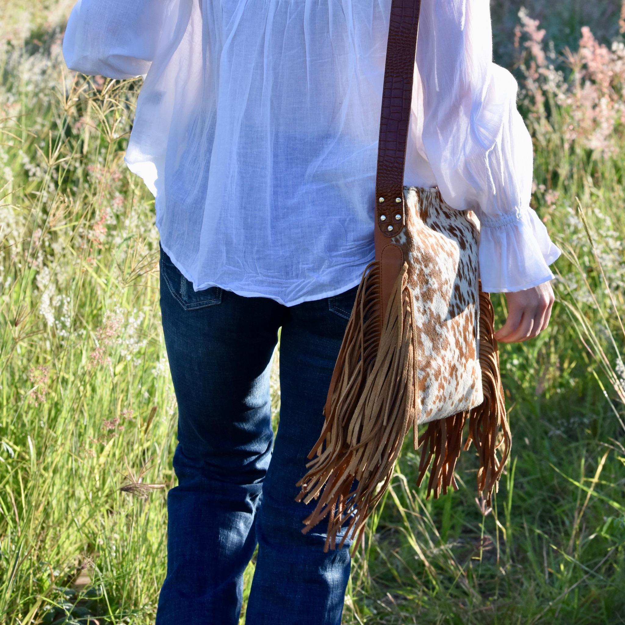 Country Hide & Tan Leather Floral Tooled Fringe Handbag – Cowgirl